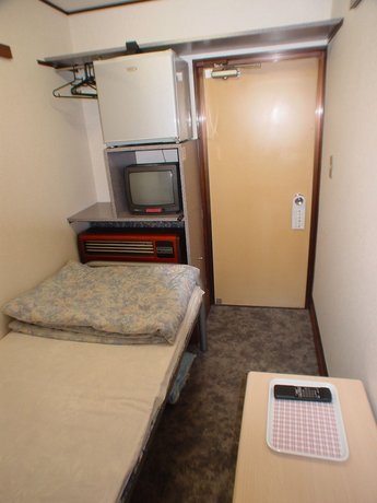 Economy Hotel Hoteiya Tokyo Compare Deals - 