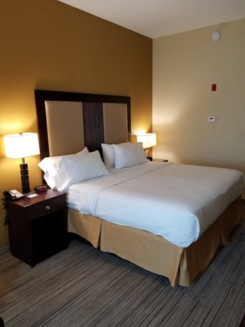 Holiday Inn Express Hotel Suites Gulf Shores Compare Deals