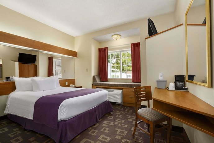 Microtel Inn Suites By Wyndham Charlotte Northlake Compare
