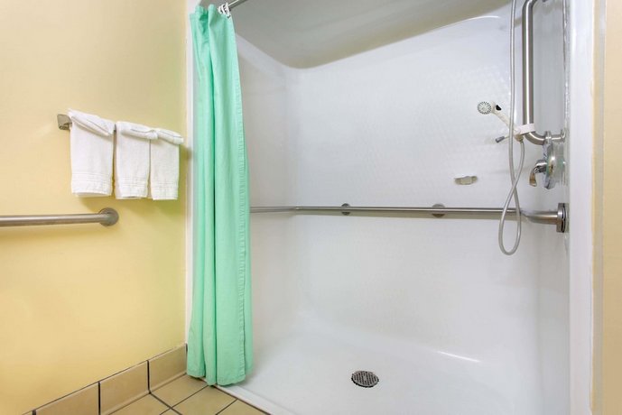 Microtel Inn Suites By Wyndham Charlotte Northlake Compare Deals