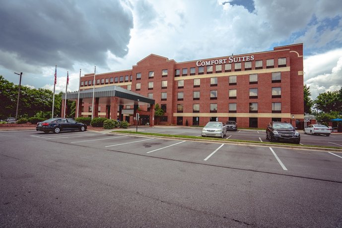 Comfort Suites Outlet Center Asheville Compare Deals