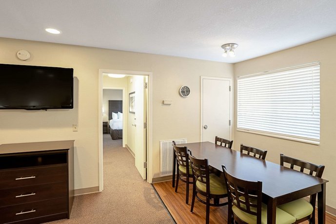 Mainstay Suites Chattanooga Compare Deals