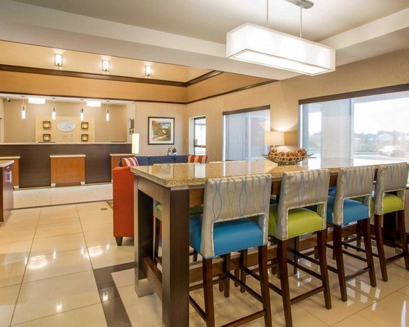 Comfort Suites Columbus West Hilliard Compare Deals