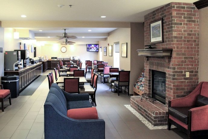 Comfort Inn Suites Chesterfield Saint Louis Compare Deals