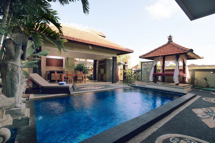 Discount 85 Off Villa  Alamanda Indonesia Book Hotel 