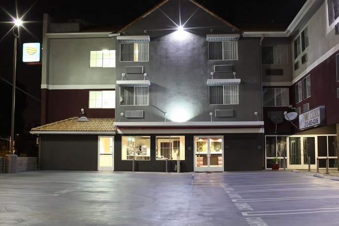 Comfort Inn Los Angeles Near Hollywood Compare Deals
