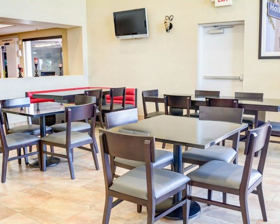 Comfort Inn Suites Near Universal North Hollywood Burbank