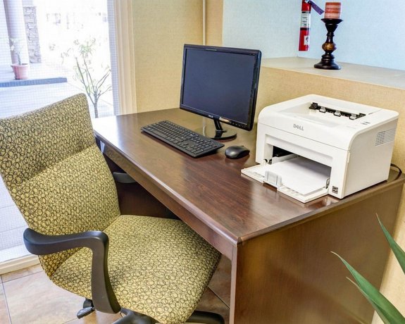 Comfort Inn Suites Near Universal North Hollywood Burbank