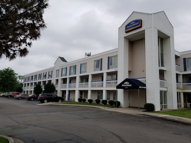 Travelodge By Wyndham Lansing Il Compare Deals