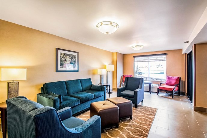 Comfort Inn Arlington Boulevard Seven Corners Compare Deals