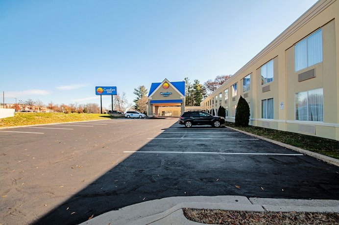 Comfort Inn Arlington Boulevard Seven Corners Compare Deals