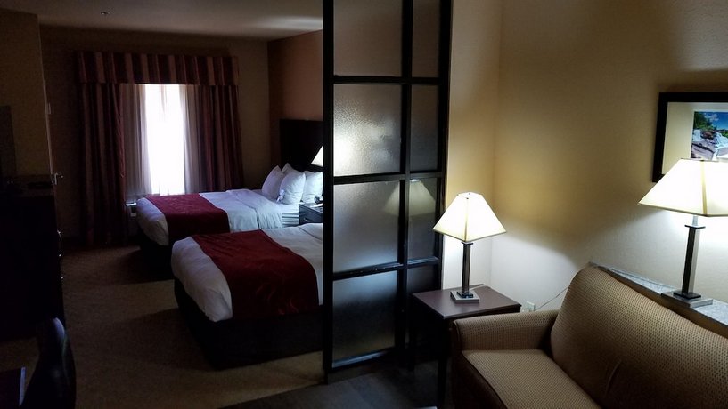 Comfort Suites Macon Compare Deals