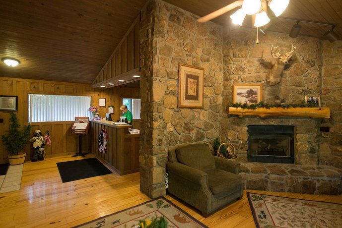 The Cabins At Green Mountain Branson Compare Deals