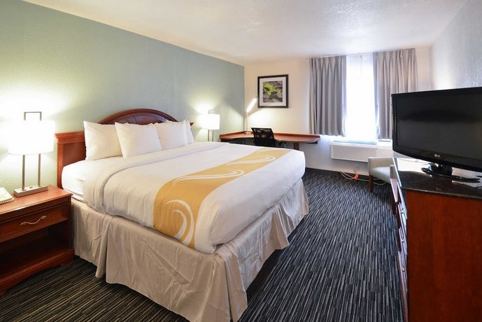 Quality Inn Alexis Rd Toledo Compare Deals