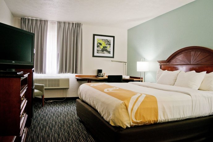 Quality Inn Alexis Rd Toledo Compare Deals