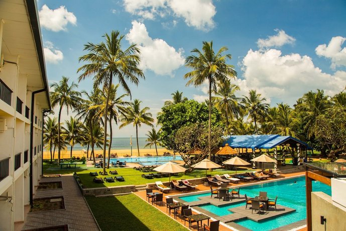 Camelot Beach Hotel Negombo Compare Deals - 