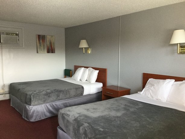 Swiss Cottage Inn Niagara Falls Ny Compare Deals