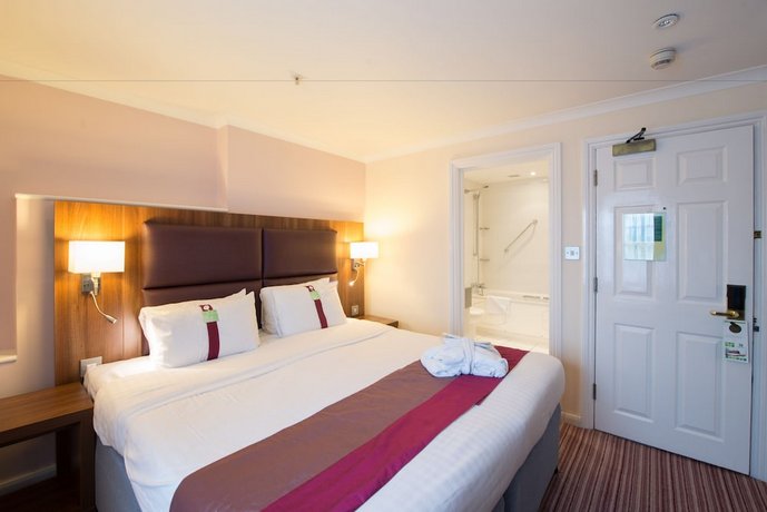 Holiday Inn Milton Keynes East M1 Junc 14 Moulsoe Compare Deals