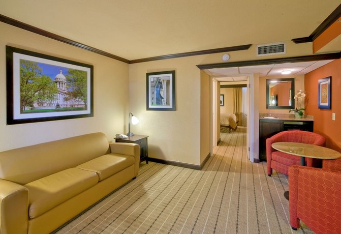 Wyndham Garden Oklahoma City Airport Compare Deals