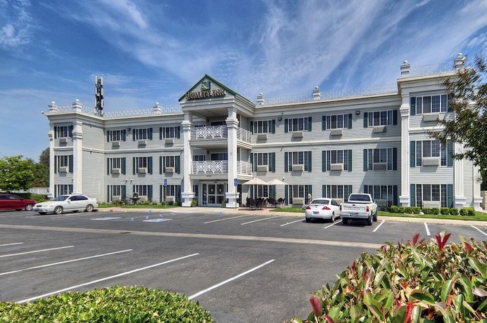 Quality Inn Tulare Compare Deals