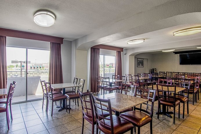Quality Inn And Suites Denver Stapleton Compare Deals