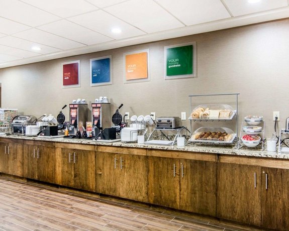 Comfort Suites Fredericksburg South Compare Deals