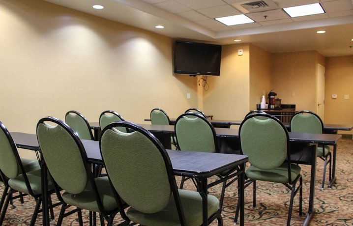 Comfort Suites Medical Center Near Six Flags San Antonio