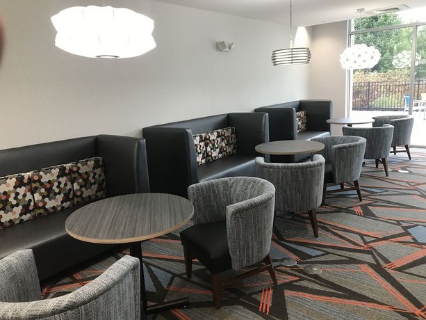 Holiday Inn Express Suites Greenville Se Simpsonville