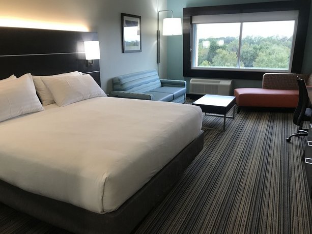 Holiday Inn Express Suites Greenville Se Simpsonville