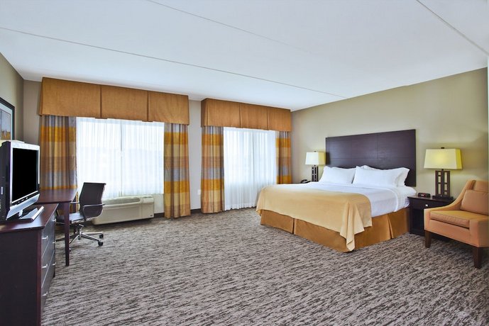 Holiday Inn Green Bay Stadium Compare Deals