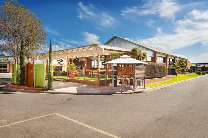 All Seasons Resort Hotel Bendigo Compare Deals - 