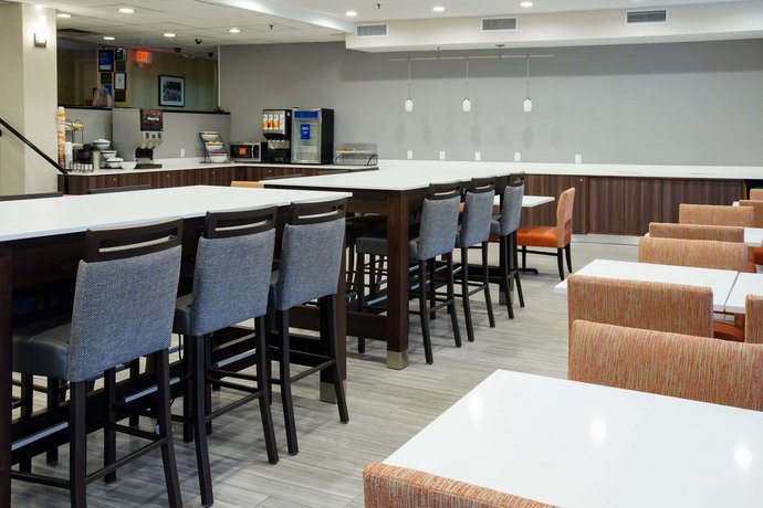 Comfort Inn Suites Paramus Compare Deals