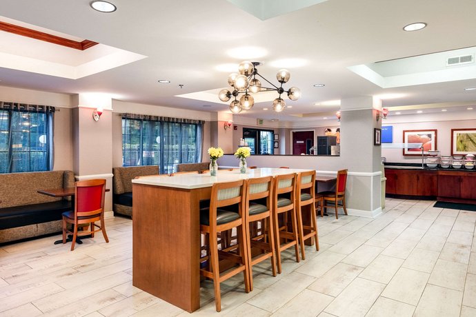 Comfort Inn Suites Savannah Airport Compare Deals