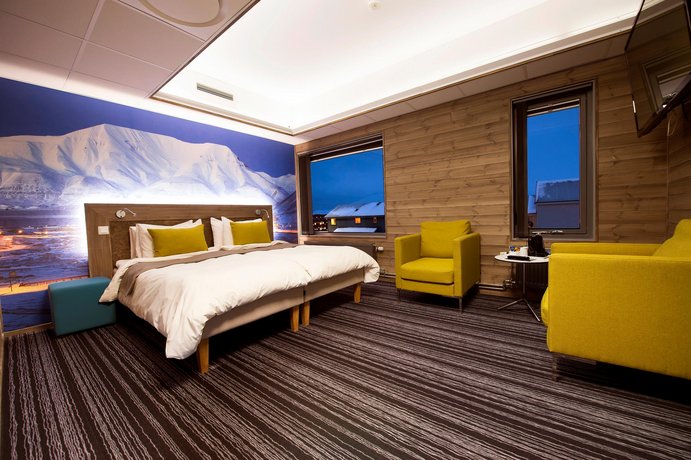 Svalbard Hotell | Polfareren