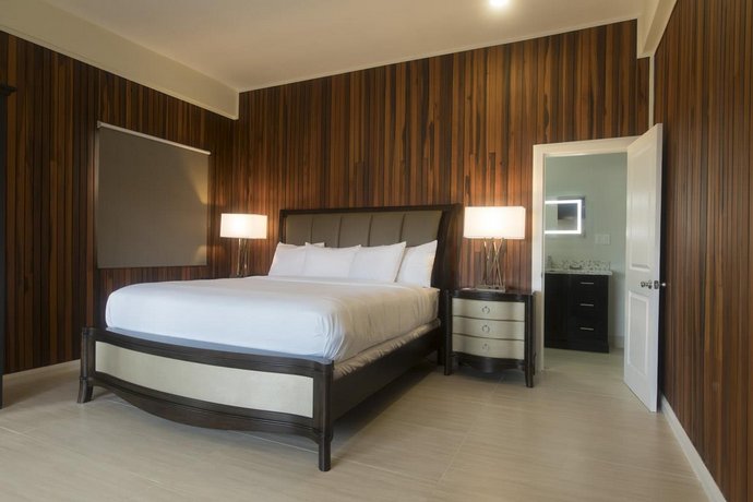 King's Hotel & Residences