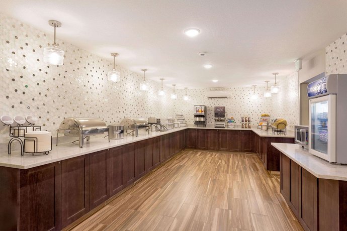 Comfort Inn Suites Tualatin Portland South Compare Deals