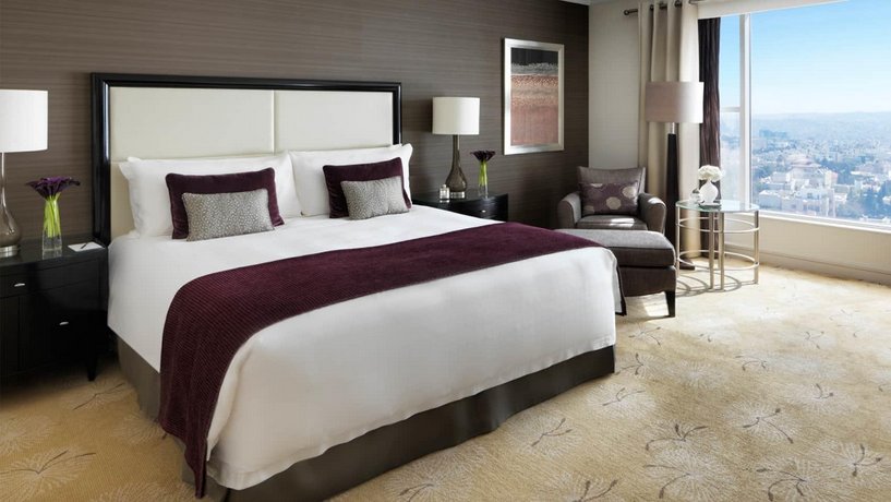 Four Seasons Hotel Amman Compare Deals