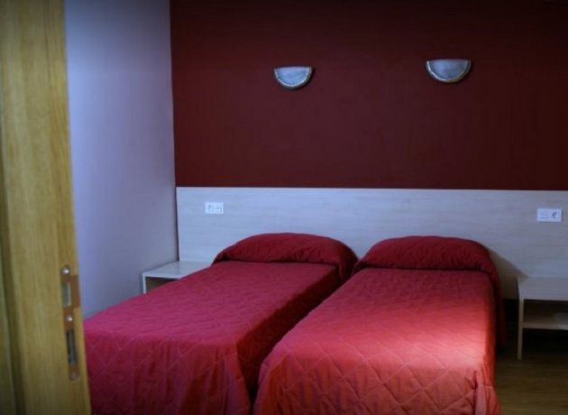 Hostal Santel San Marcos Salamanca Compare Deals