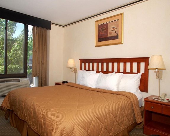 Red Lion Inn Suites Long Island City New York City Compare Deals