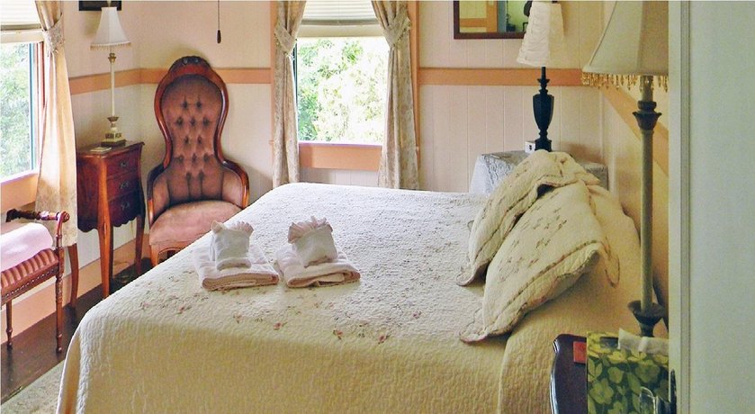 Maureen's Bed & Breakfast