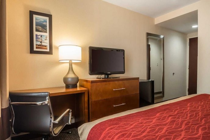 Comfort Inn Staten Island New York City Compare Deals
