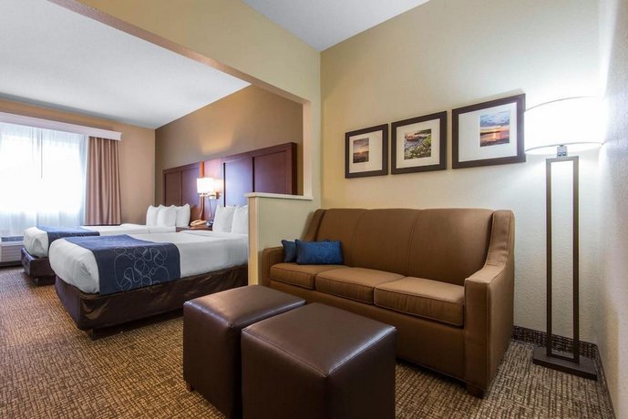 Comfort Suites Rochester Compare Deals