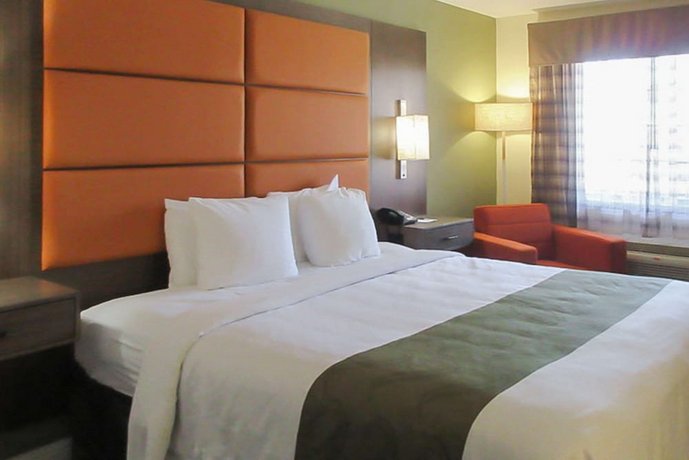 Quality Inn Salinas Compare Deals