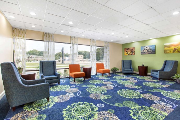 Days Inn By Wyndham Absecon Atlantic City Area Compare Deals