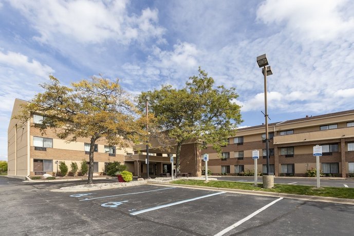 Comfort Inn Airport Grand Rapids Compare Deals