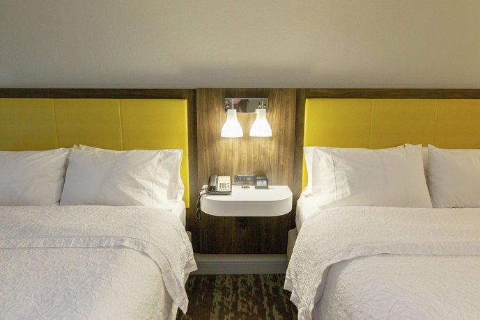 Hampton Inn Suites Raleigh Cary I 40 Pnc Arena Compare Deals