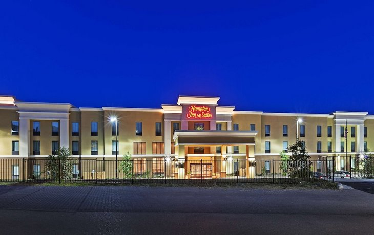 Hampton Inn And Suites Georgetown Austin North Tx Compare Deals