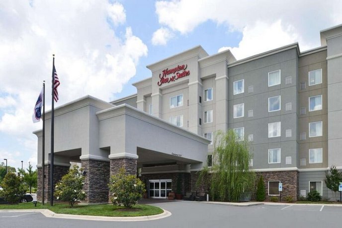 Comfort Suites Four Seasons Greensboro Compare Deals