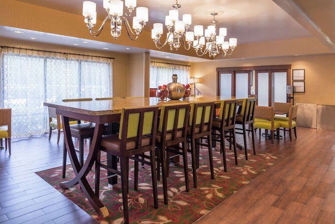 Hampton Inn Columbia Northeast Two Notch Road Compare Deals