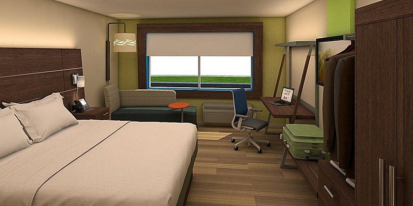 Holiday Inn Express & Suites Phoenix - Airport North